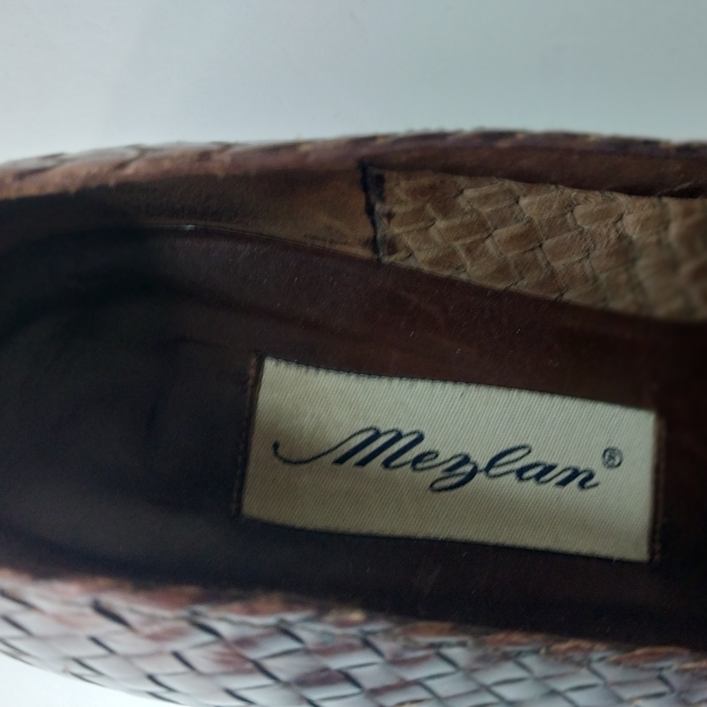 Mezlan Made In Spain Women's Woven Leather Slip-On Loafers in Brown - Picture 8 of 8